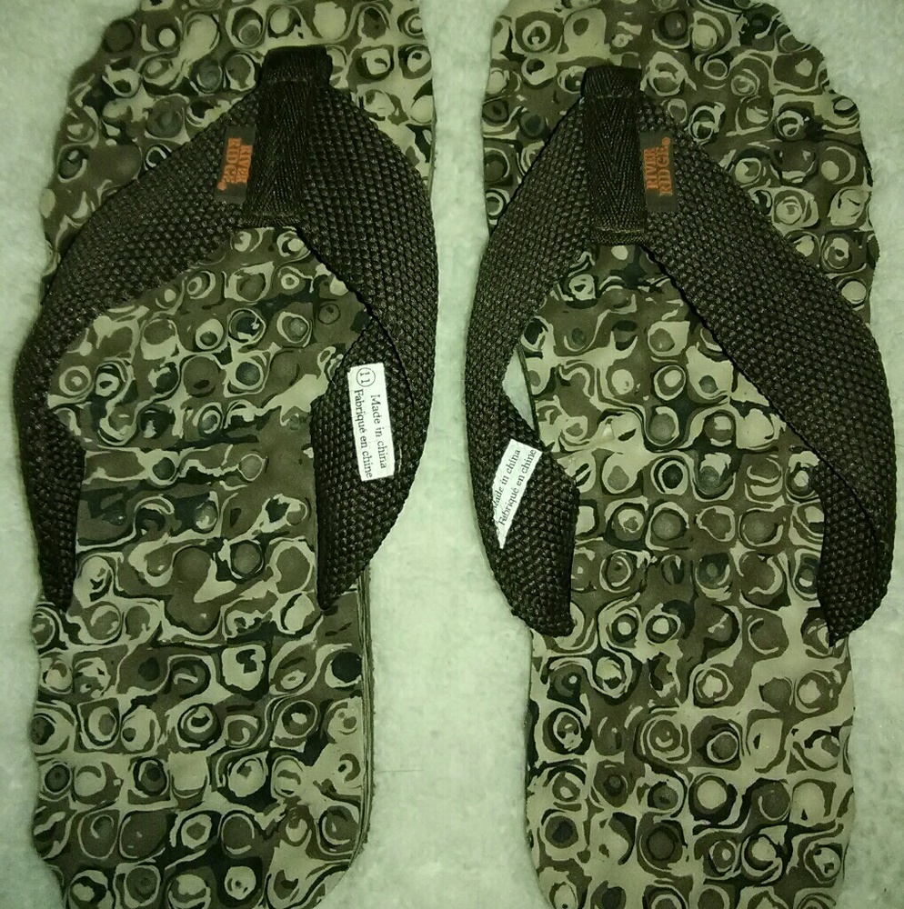 Flip flops - Picture 2 of 3